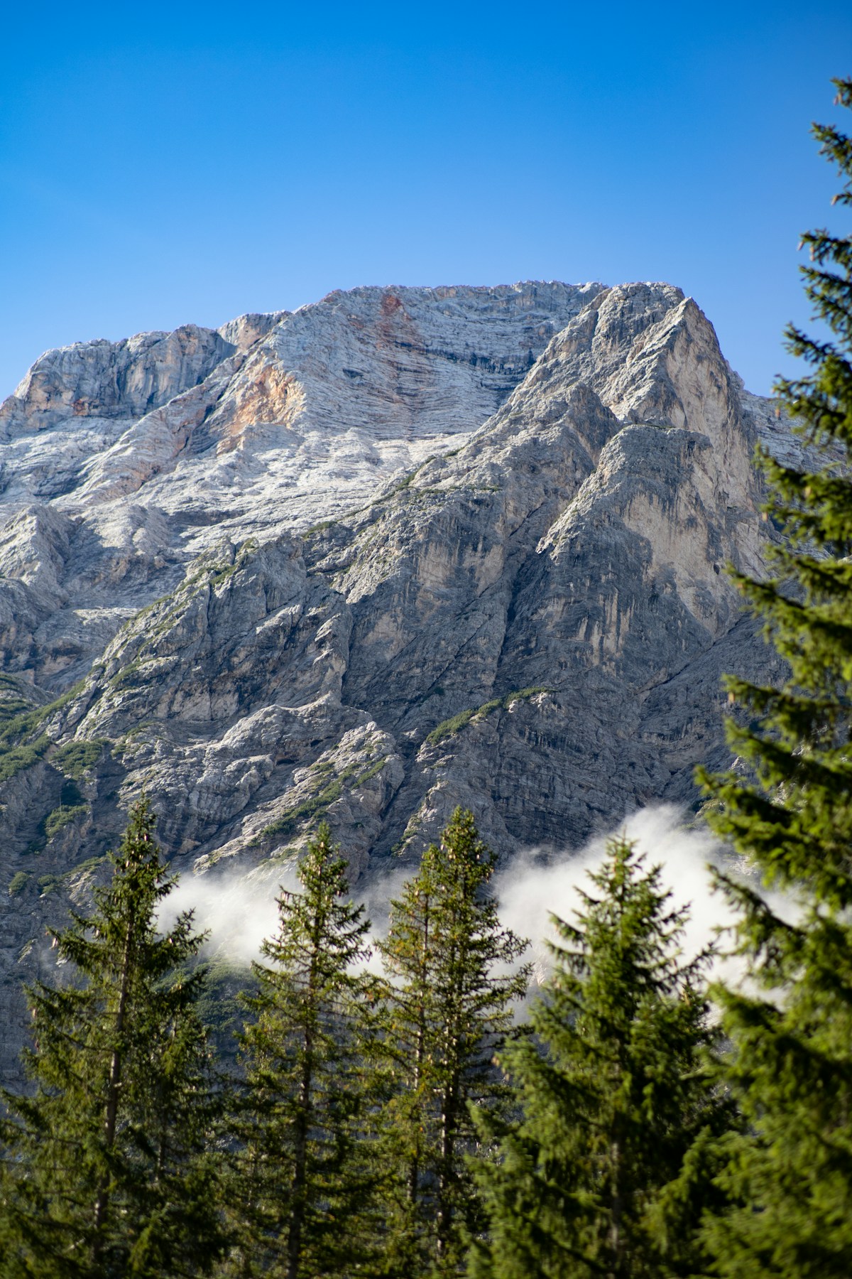 Alpine mountain range — hiking in the Balkans